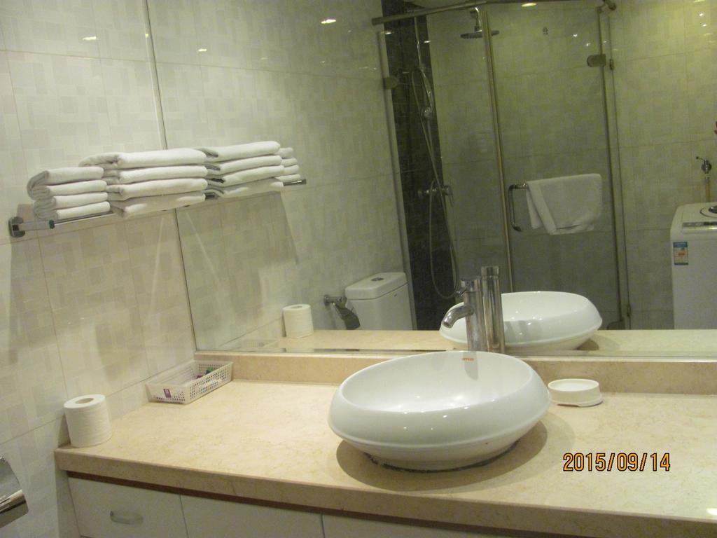 Beijing New World Cbd Apartment Room photo