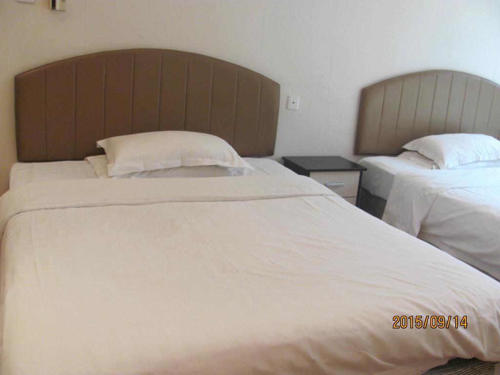 Beijing New World Cbd Apartment Room photo